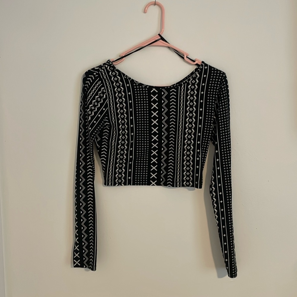 Black crop top